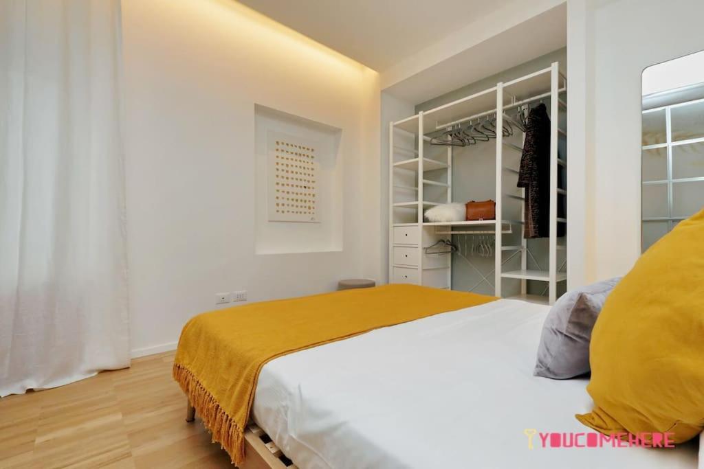 Apartment Ych-renovated And Design Flat Close To The Center